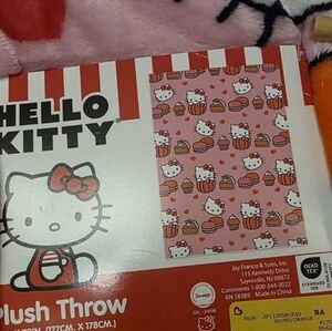 Hello Kitty Blush Throw Blanket - Pink and Red